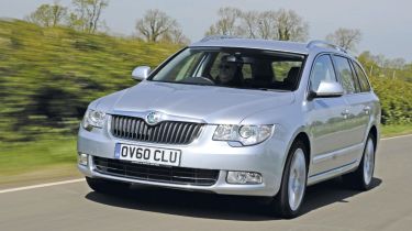 Skoda Superb Estate front