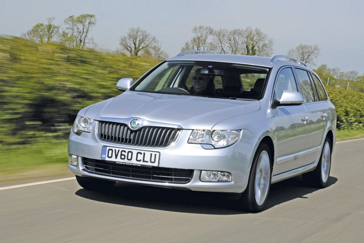 Skoda Superb 2 0 Tdi Car Group Test Auto Express