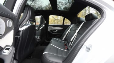 Mercedes-AMG C 63 S - rear seats