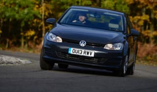 Volkswagen Golf - front