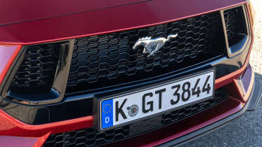 Ford Mustang GT - grille