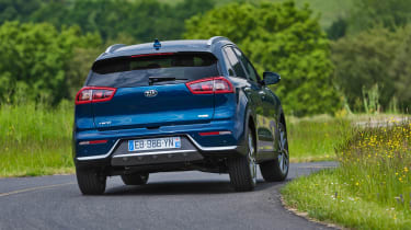 Kia Niro - rear cornering