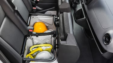 Mercedes Sprinter 2018 - storage