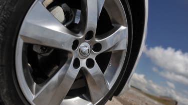 Lexus IS C wheel