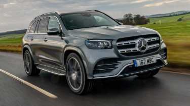 Mercedes GLS - front tracking