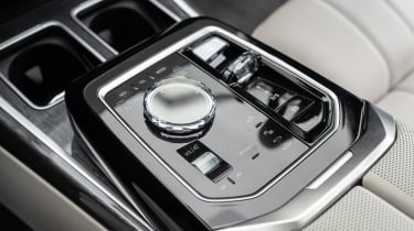 BMW 7 Series crystal iDrive control