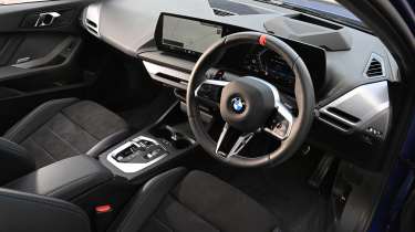 BMW M135 xDrive - dash