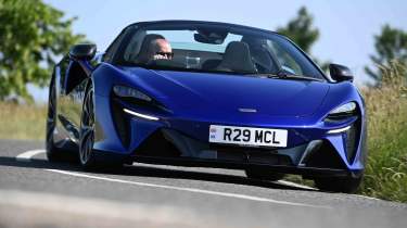 McLaren Artura Spider - front cornering