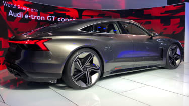 Audi e-tron GT -LA Motor Show - rear 3/4