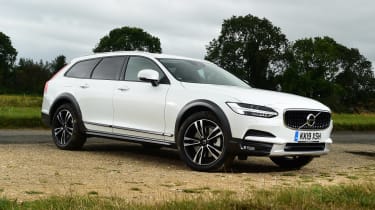 Volvo V90 Cross Country - front static