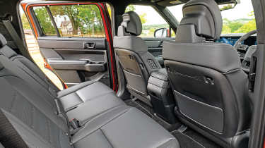 Hyundai Santa Fe - rear seats