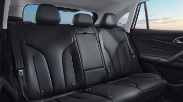 MG HS Hybrid+ - rear seats