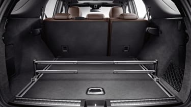 Mercedes M-Class boot