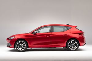 SEAT Leon - side studio