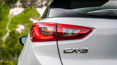 Mazda CX-3 GT Sport - rear light