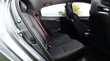 Honda Civic Type R FK8 - rear seats