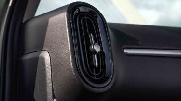 Kia Picanto - air vents