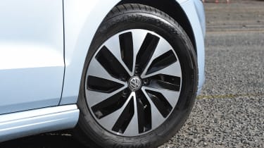 Volkswagen Polo - wheel