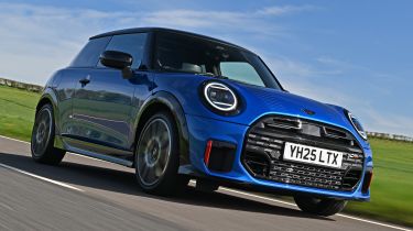 MINI John Cooper Works - front