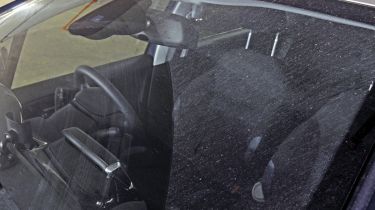 Peugeot 208 windscreen detail