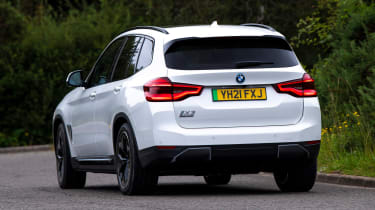 BMW iX3 - rear cornering