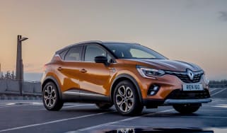 Renault Captur - front
