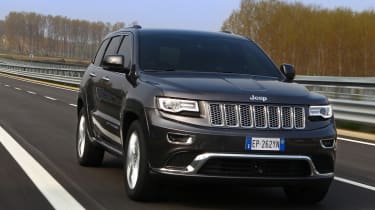 Jeep Grand Cherokee Summit front tracking