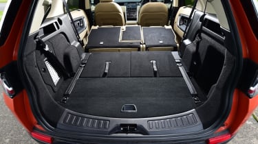 Land Rover Discovery Sport - boot all seats down