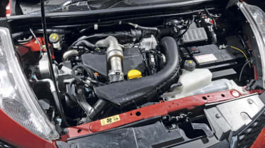 Nissan Juke 1.5 dCi engine