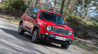 Jeep Renegade - front action