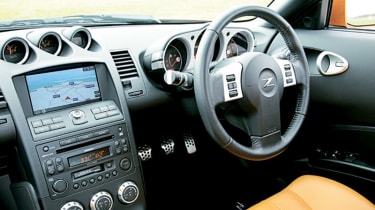 Nissan 350Z GT interior