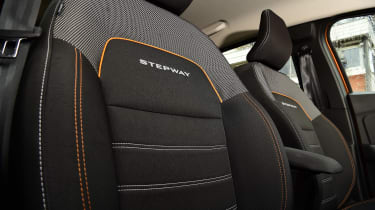 Dacia Sandero Stepway long termer - second report seats