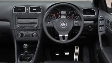 Volkswagen Golf Cabriolet dash