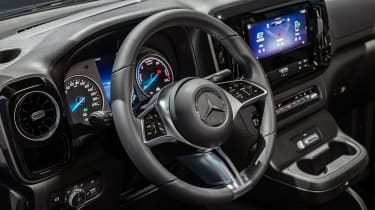 Mercedes eVito - dash