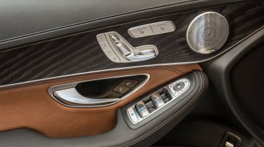 Mercedes GLC 350e  - seat controls