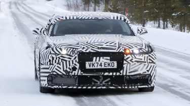 Jaguar Type 00 (camouflaged) - front tracking