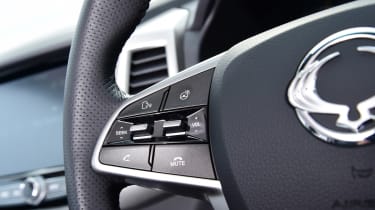 SsangYong Musso - steering wheel detail