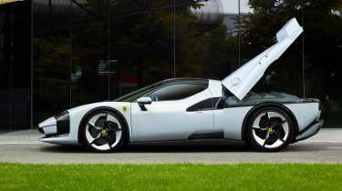 Ferrari SC40 - open