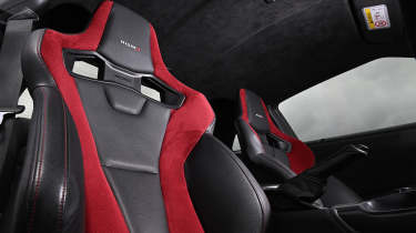 Nissan Nismo cars - GTR seats