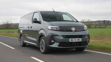 Vauxhall Vivaro Life - front tracking