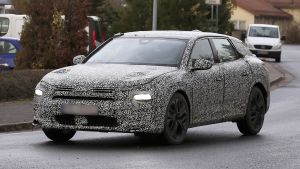 Citroen C5 electric car spy shots