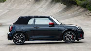 MINI John Cooper Works Cabriolet - side roof up