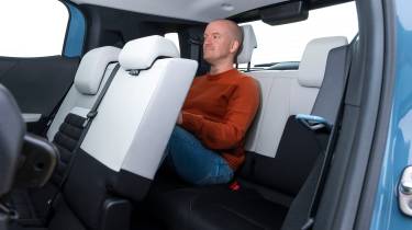 Citroen C3 Aircross - Alex in third row seats