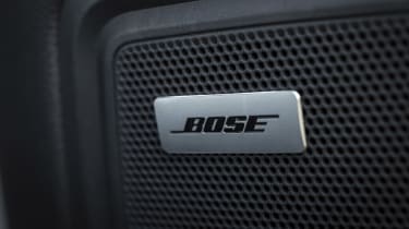 Porsche Macan T - Bose stereo