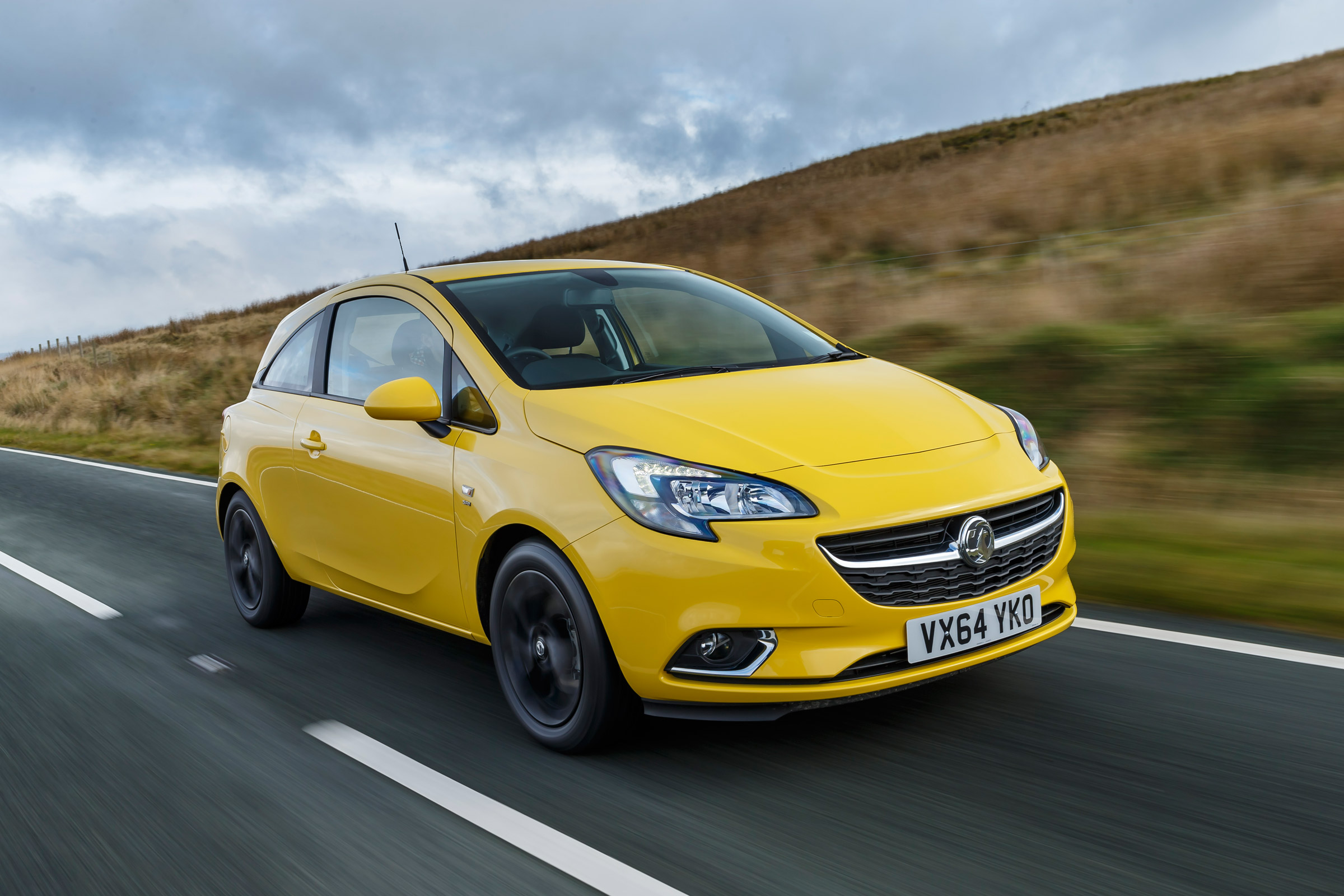 Vauxhall Corsa 1 4 Sri 3 Door Review Auto Express