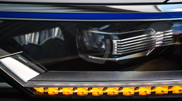 Volkswagen Passat GTE 2016 - headlight