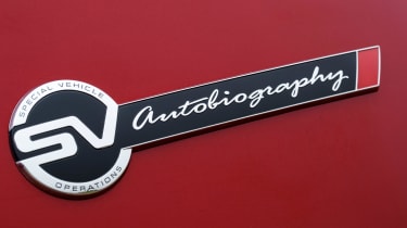 Range Rover SVAutobiography Dynamic 2017 - badge