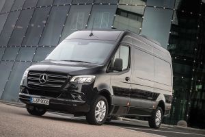 Mercedes Sprinter - front static