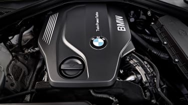 BMW 220d Convertible - engine