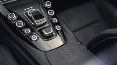 Mercedes-AMG GT C Roadster - controls